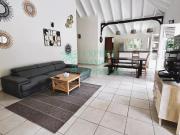 En location Maison 5 pièces 192 m