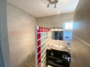 En location Maison 5 pièces 300 m