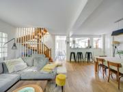 En location Maison 6 pièces 135 m