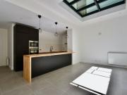 En location Maison 6 pièces 200 m