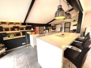 En location Maison 7 pièces 152 m