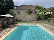 En location Maison 8 pièces 170 m