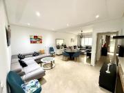 En Location Meublée: Magnifique Appartement 3 Chambres...