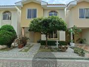 En Machala LInda Casa en Alquiler dentro de Urbanización...