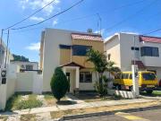 En Manta se Alquila Casa de 2 Dormitorios. Sector Sur....