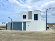 En Manta se vende Casa por Estrenar de 3 Dormitorios –...