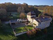 En Périgord Blanc, dans un parc clos de 2 ha dominant la...
