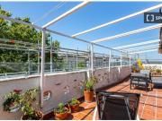 En pleno centro, con gran terraza privada de 20m2