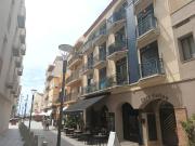 En pleno centro del puerto de Cambrils. Piso de 2 hab. 1...