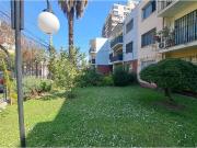 En primer piso y a pasos de Pedro de Valdivia