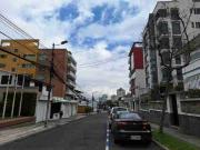 EN QUITO SECTOR LA PAZ VENDO PROPIEDAD IDEAL PARA...