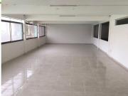 EN RENTA ÁREA PARA OFICINA EN CALLE 32