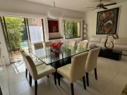 EN RENTA CASA DE 4 RECAMARAS AMUEBLADA CON ALBERCA EN...