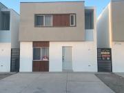 EN RENTA CASA EN FRACCIONAMIENTO LOMAS DEL SOL