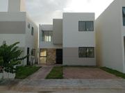 En renta casa nueva, 3 recámaras, 3 baños, Solana...