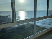 En renta departamento con vista al mar en Manta