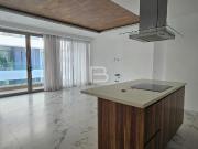 EN RENTA DEPARTAMENTO DE 2 HABITACIONES CON ALBERCA EN...