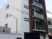 En renta estudio en planta baja, todo incluido por...