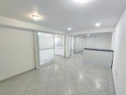 En Renta Estupenda Oficina sobre Calzada de las Bombas