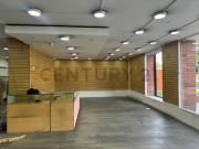 En Renta local de 160 m2 e Av de los Shyris y Portugal