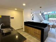 EN RENTA Master Suite en Erudita Temozon Norte Merida