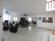 en renta para casa u oficina 4 habitaciones 3 baños