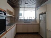 En Renta Suite en Av González Suárez con línea blanca