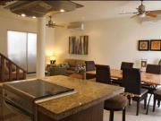 EN RENTA TOWNHOME AMUEBLADO EN PEDREGAL Santa Rita LARGO...