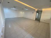 En Renta y Venta oficina en Av Acance Sm 15 de 115m2 con...