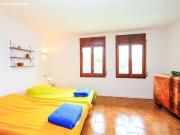 EN ROSES CON VISTAS AL MAR. JLRU T2087