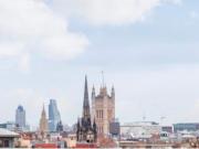 En Suite Double Bedroom, Spacious Flat Victoria