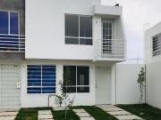 EN TECAMAC. EXCELENTES CASAS $1,041,000 de 2 RECÁMARAS...