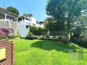 EN UN SOLO NIVEL Y CON UN JARDIN ENVIDIABLE