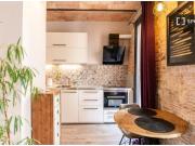 En uno de los barrios más conocidos de la ciudad,...