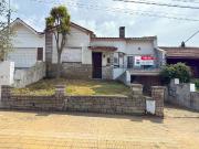 EN VENTA AMPLIA CASA A RECICLAR ZONA CALVARIO