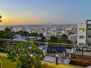 En Venta amplia propiedad con 9 rec con baño, alberca,...