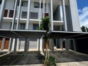 EN VENTA AMPLIO TOWNHOUSE EN MONTES DE AME CON...