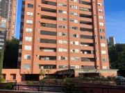 En venta apartamento Cerca Al C C. El Tesoro, En El...
