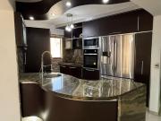 EN VENTA. APARTAMENTO. URB. CARABALLEDA