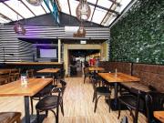 EN VENTA, BAR CON PATENTES DE ALCOHOL EN LAS CONDES