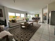 EN VENTA BONITA CASA DE 4 DORMITORIOS EN CONDOMINIO DE 3...