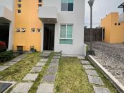 EN VENTA BONITA CASA EN CONDOMINIO