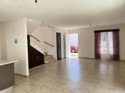 EN VENTA BONITA CASA SEMINUEVA AL SUR DE LEÓN GTO EN...