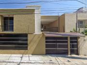 EN VENTA BONITA PROPIEDAD EN LOS ALCANFORES, QUERÈTARO