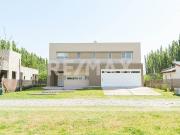 EN VENTA CASA 3 DORM B° DON LILIANO