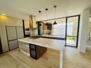 EN VENTA CASA 4 RECAMARAS EN EL PARQUE CHIAPAS DE LOMAS...