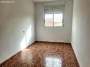 EN VENTA CASA ADOSADA CON GARAJE COCHERA PRIVADA