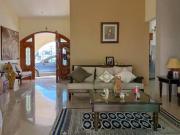 EN VENTA CASA AMPLIA Y CÓMODA EN LOMAS DE LAS FLORES II,...