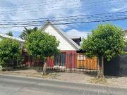 En venta casa amplia y local comercial en calle Arturo Prat