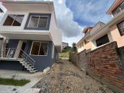 EN VENTA CASA AV. PASEO DE LOS CAÑARIS